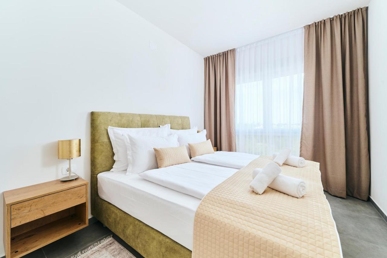 Apartments San Maris Umag Exterior photo